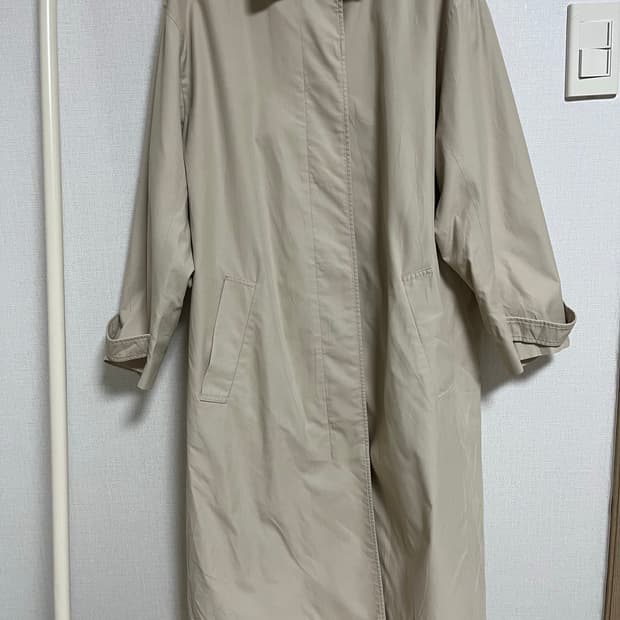 어반리서치 베이지 코트 Free