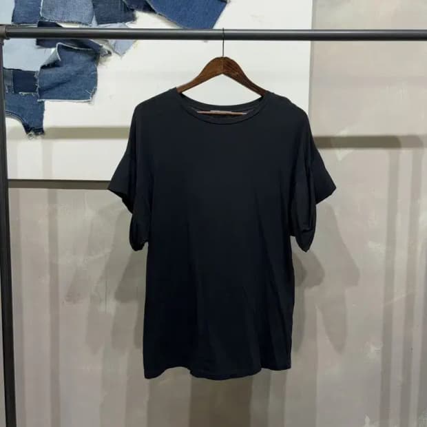 (95) 자라 ZARA 여성 캐주얼 블랙 무지 반팔 티