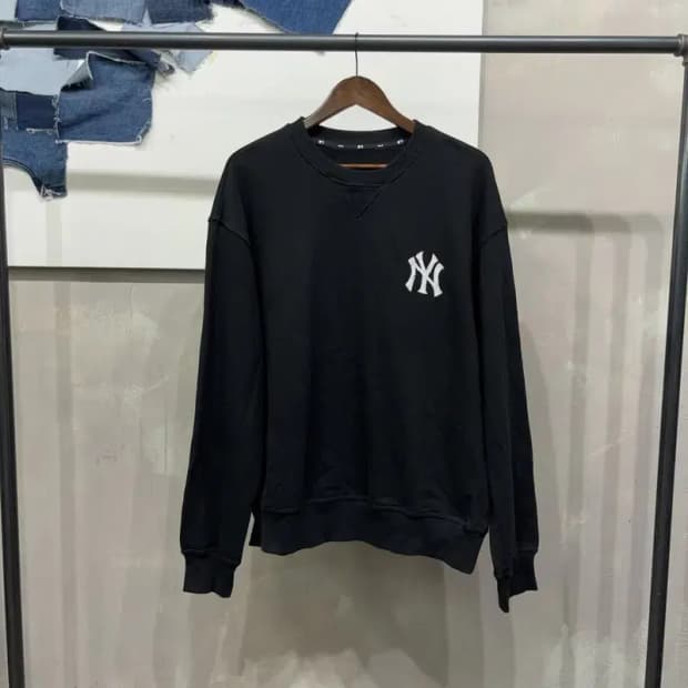 (105) MLB 뉴욕양키스 백프린팅 맨투맨 긴팔 티