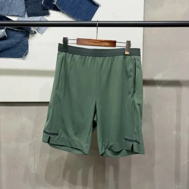 (30~32인치) 아디다스 운동 스포츠 밴딩 반바지 숏팬츠