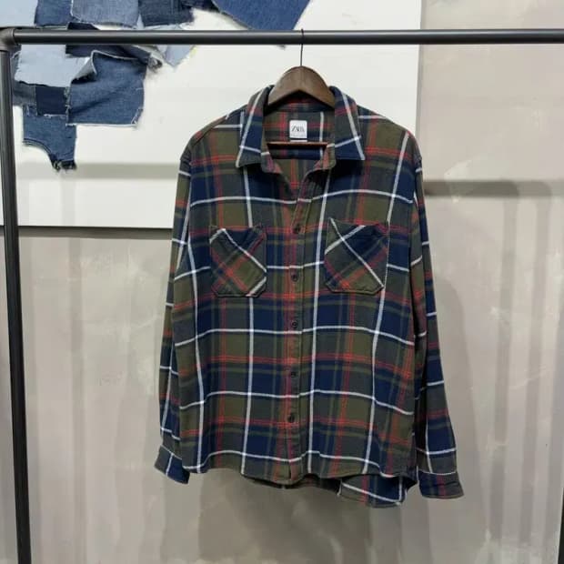(110) 자라 ZARA 캐주얼 투포켓 체크 셔츠 남방
