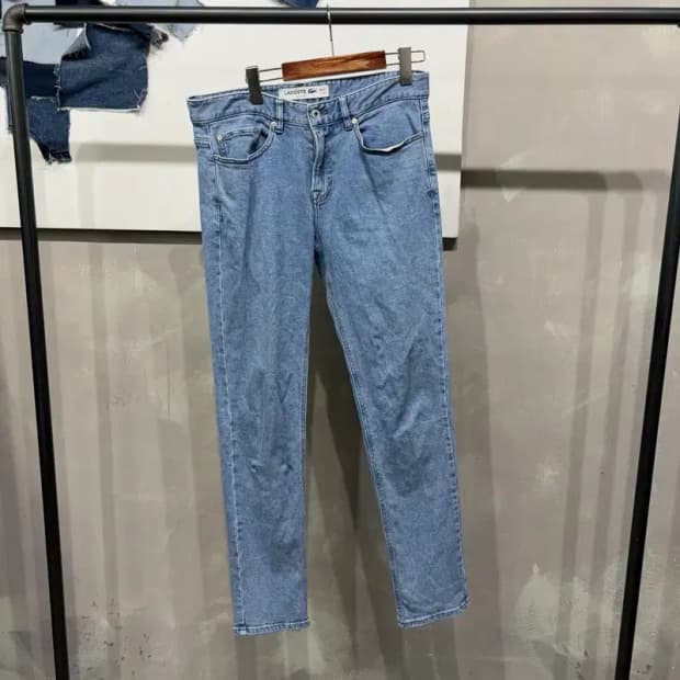 (32인치) 라코스테 캐주얼 스판 슬림핏 연청바지 데님팬츠