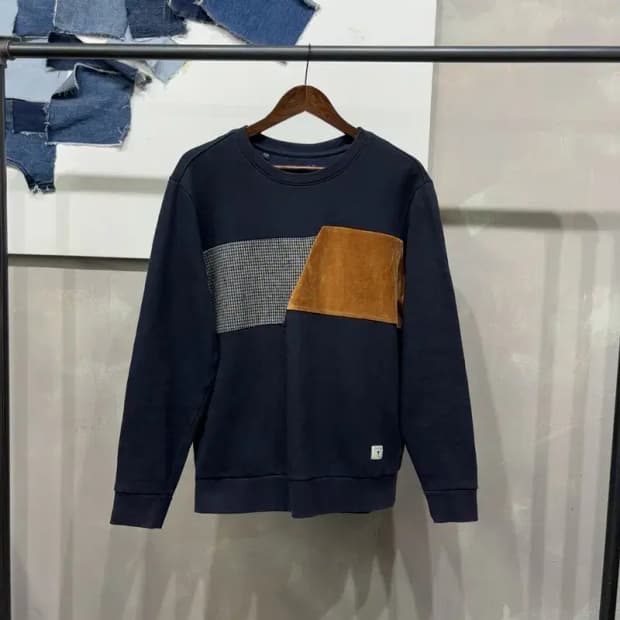 (100) 게스 캐주얼 기모 맨투맨 긴팔티