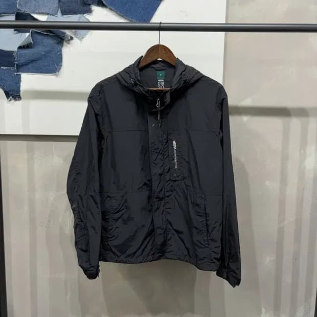 (100) 네파 등산 아웃도어 바람막이 자켓