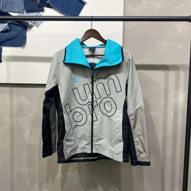 (100) 엄브로 스포츠 캐주얼 프린팅 바람막이 자켓