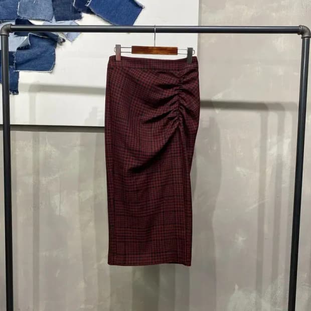 (25인치) 자라 ZARA 여성 체크 셔링 롱 스커트