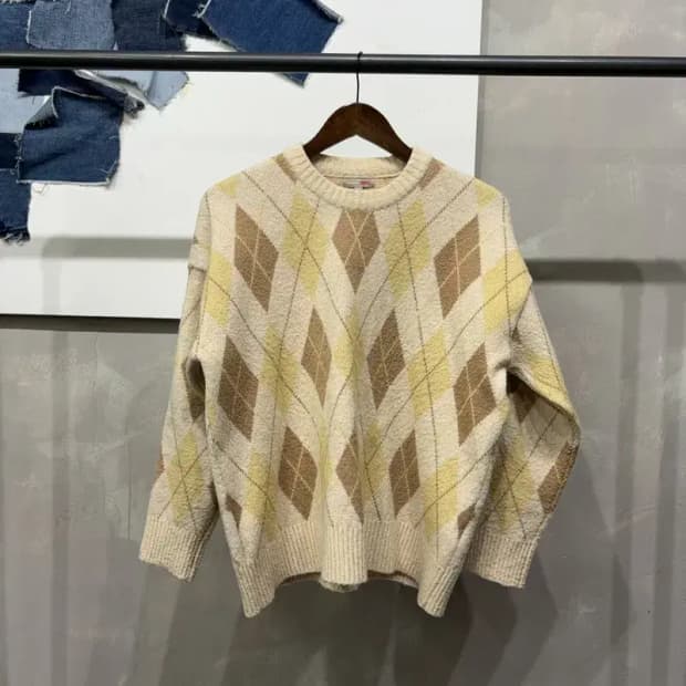 (95) 스파오 캐주얼 아가일 니트