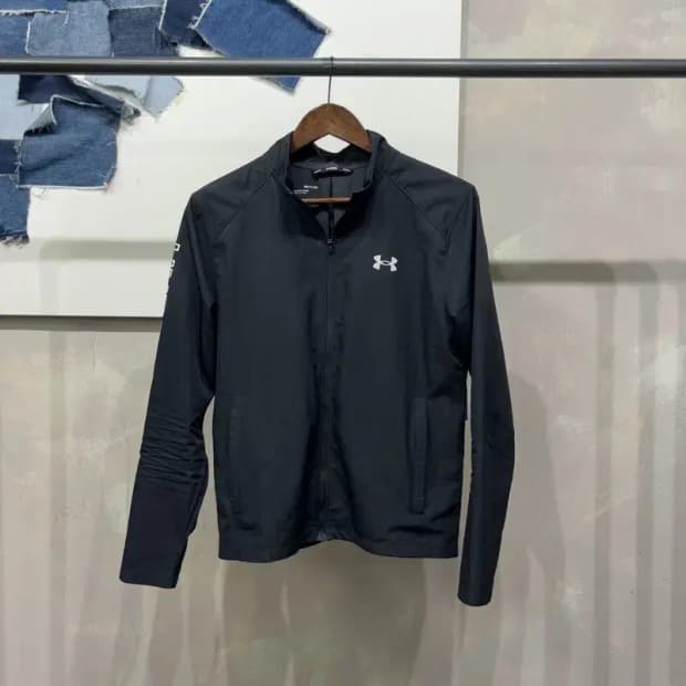 (90) 언더아머 여성 런닝 스포츠 바람막이 자켓
