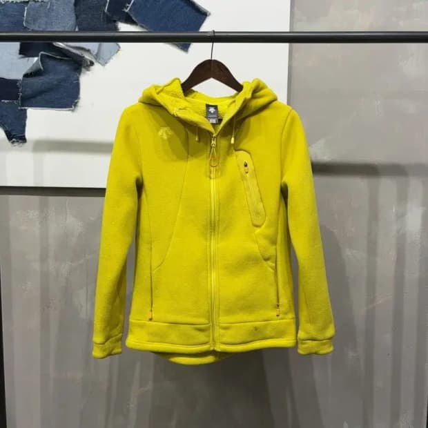 (95) 데상트 캐주얼 자수 후리스 후드집업 자켓