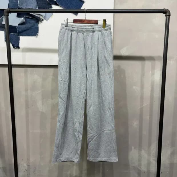 (28~30인치) 무신사스탠다드 캐주얼 핀턱 밴딩 트레이닝팬츠 바지