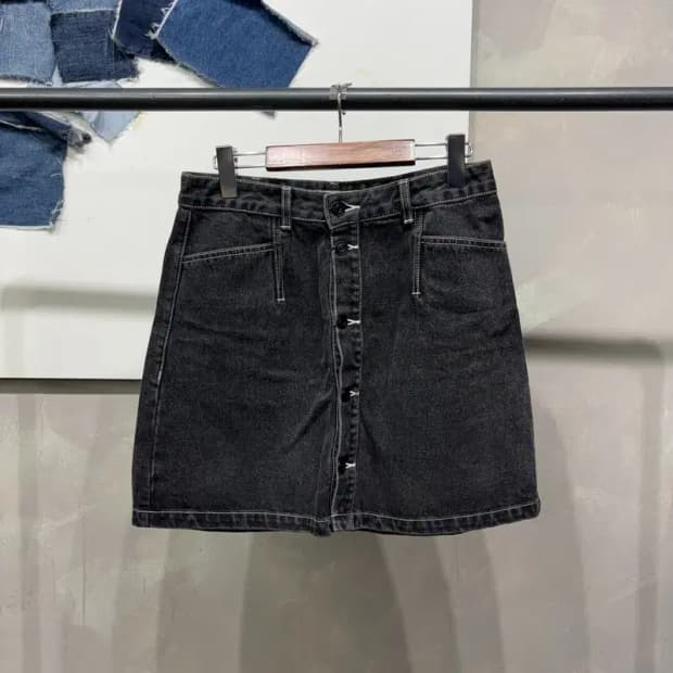 (28인치) 에잇세컨즈 여성 흑청치마 스커트