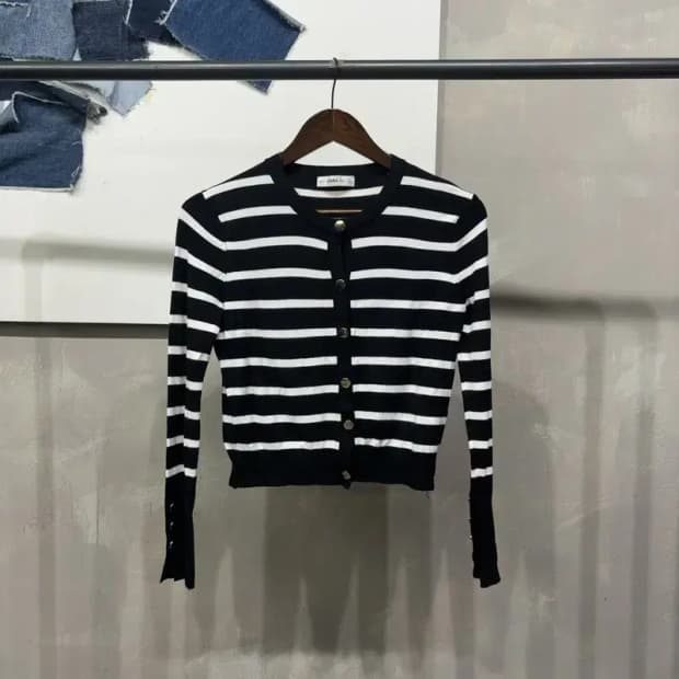 (85) 자라 ZARA 여성 스트라이프 라운드 가디건