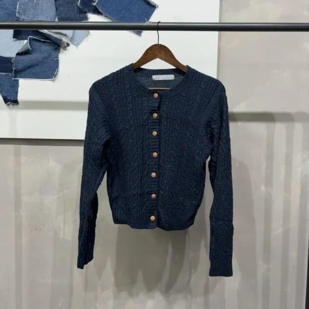 (95) 에잇세컨즈 여성 캐주얼 크롭 라운드 가디건