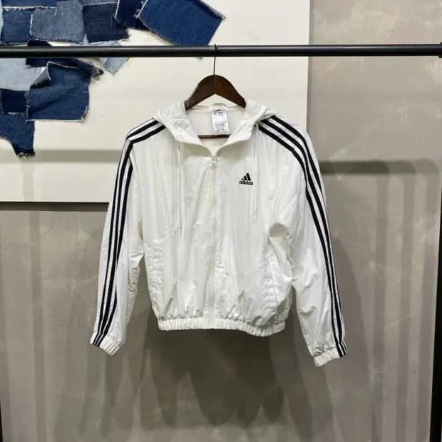 (95) 아디다스 여성 화이트 크롭 바람막이 자켓