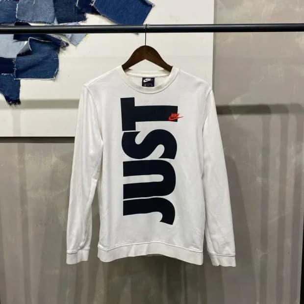 (95) 나이키 저스트두잇 스트릿 빅로고 맨투맨 긴팔 티