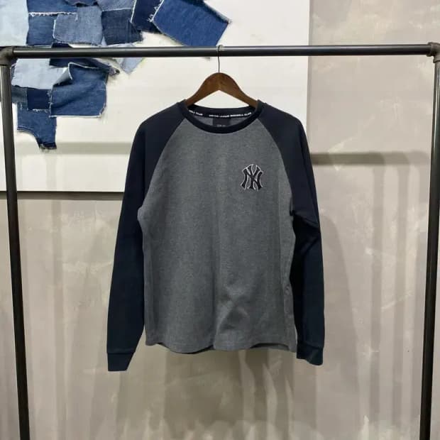 (105) MLB 뉴욕양키스 캐주얼 나그랑 맨투맨 긴팔 티