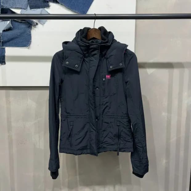 (90) 아베크롬비 여성 캐주얼 네이비 자켓