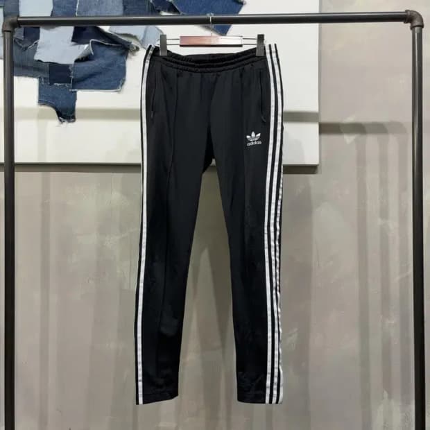(28~30인치) 아디다스 스트릿 검흰 유로파 밴딩 트레이닝팬츠 바지