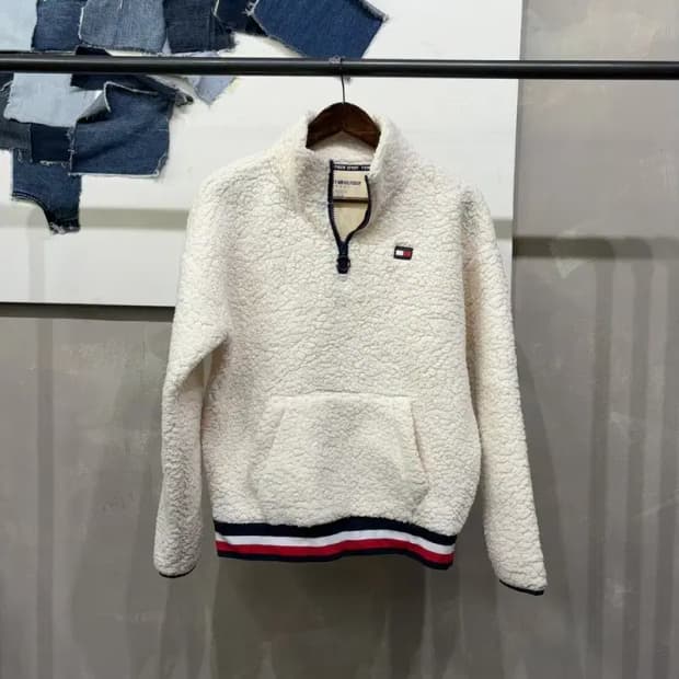 (90) 타미힐피거 캐주얼 양털 뽀글이 후리스 반집업 긴팔 티