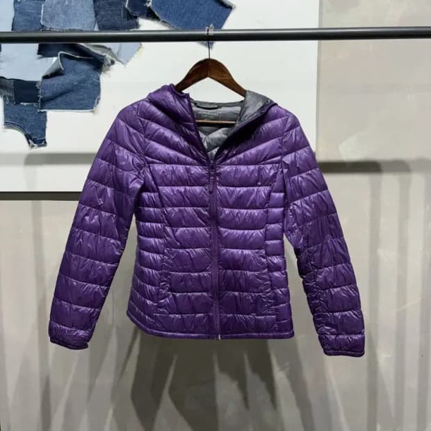 (85) 유니클로 여성 캐주얼 울트라 라이트다운 경량패딩