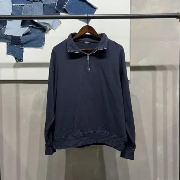 (100) 무신사스탠다드 무탠다드 반집업 네이비 맨투맨 긴팔 티