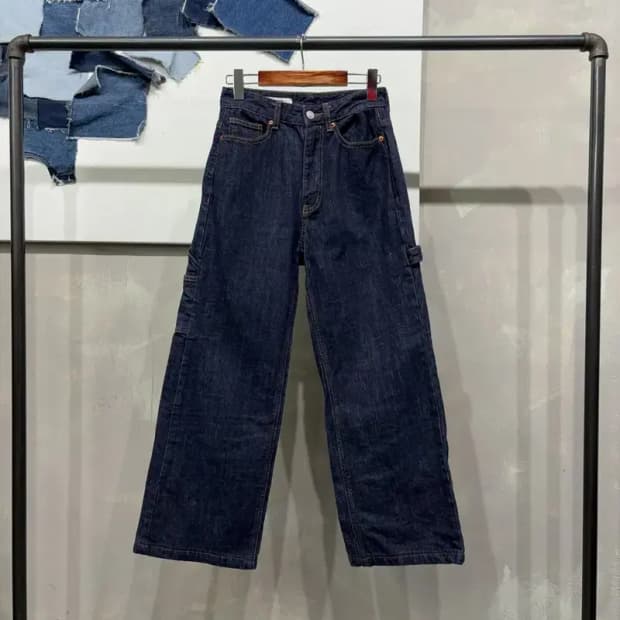 (24인치) 에잇세컨즈 여성 캐주얼 생지 진청바지 카펜터 데님팬츠