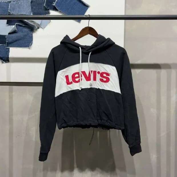(90) 리바이스 여성 스트릿 빅로고 크롭 후드티