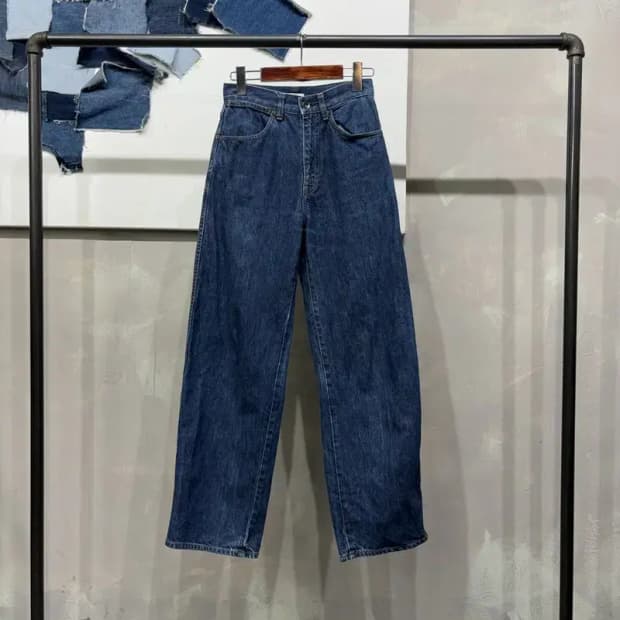 (24인치) 유니클로U 여성 캐주얼 커브드 청바지 데님팬츠