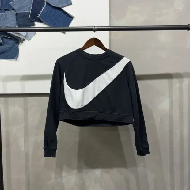 (80) 나이키 여성 캐주얼 빅스우시 크롭 기모 맨투맨 긴팔 티