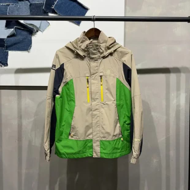 (105) 밀레 드라이엣지 등산 아웃도어 배색 바람막이 자켓