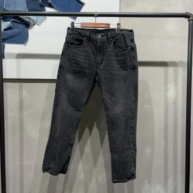 (32인치) 리바이스 502 캐주얼 기모 스판 흑청바지 데님팬츠
