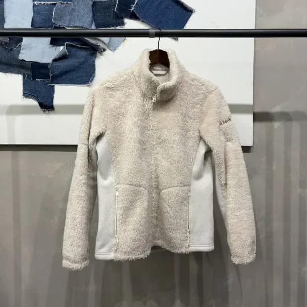 (95) 블랙야크 여성 등산 아웃도어 양털 뽀글이 후리스 자켓