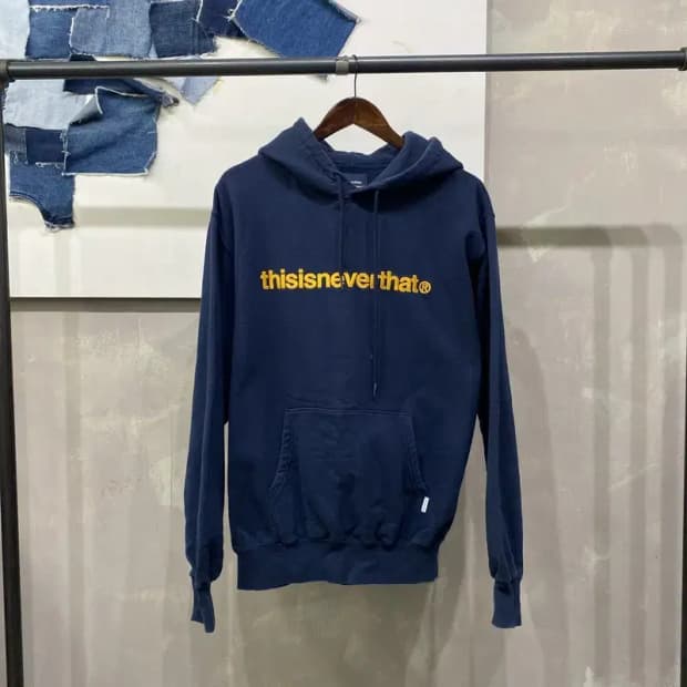 (100) 디스이즈네버댓 캐주얼 네이비 자수 기모 후드티