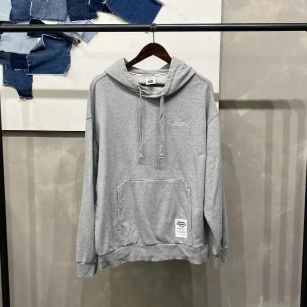 (105) 내셔널지오그래픽 캐주얼 자수 그레이 후드티