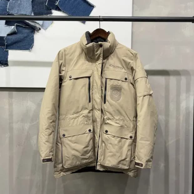 (95) 디스커버리 아웃도어 구스다운 거위털 멀티포켓 하프패딩