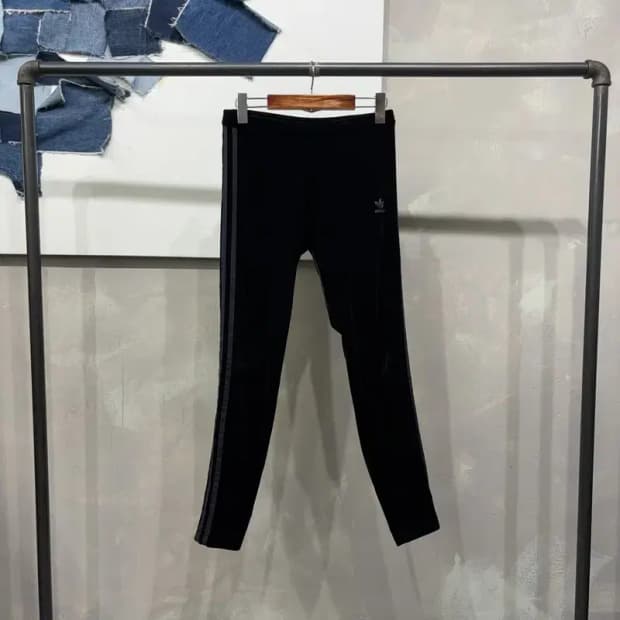 (25~26인치) 아디다스 여성 스트릿 운동 밴딩 벨벳 레깅스