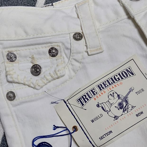 [정품/새상품급] 트루릴리전 휩스티치 화이트 스킨니 데님 (25사이즈)