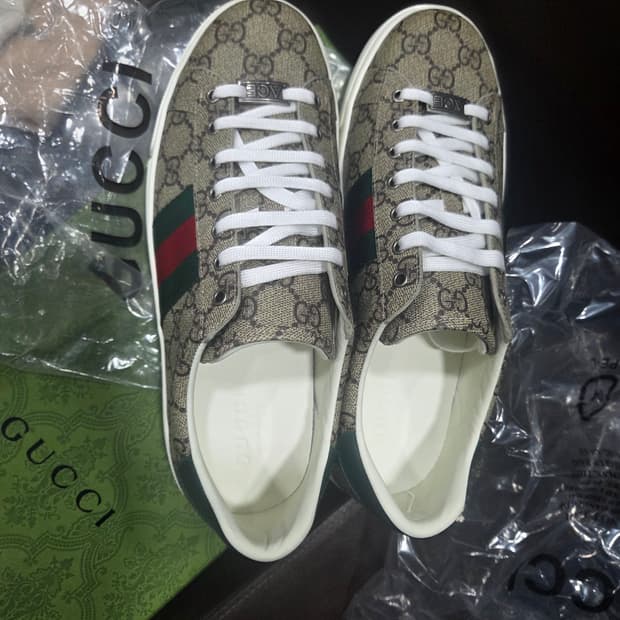 구찌 신상 스니커즈 새 제품