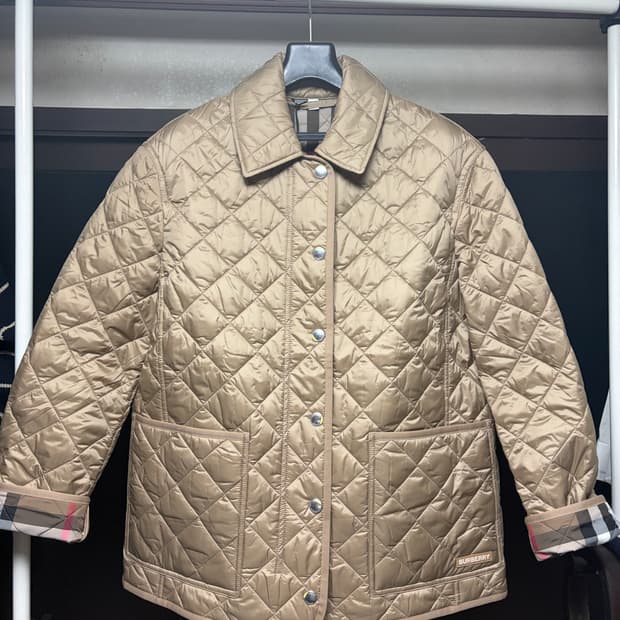 버버리 달리 퀼팅 자켓 L 카멜 새제품