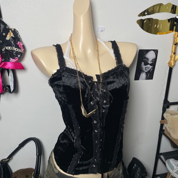 벨벳 레이스 나시