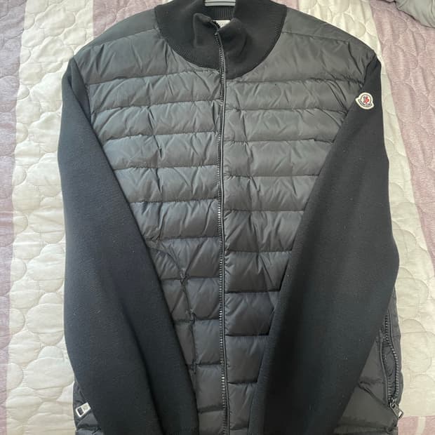 몽클레어 니트패딩 xxl 팝니당