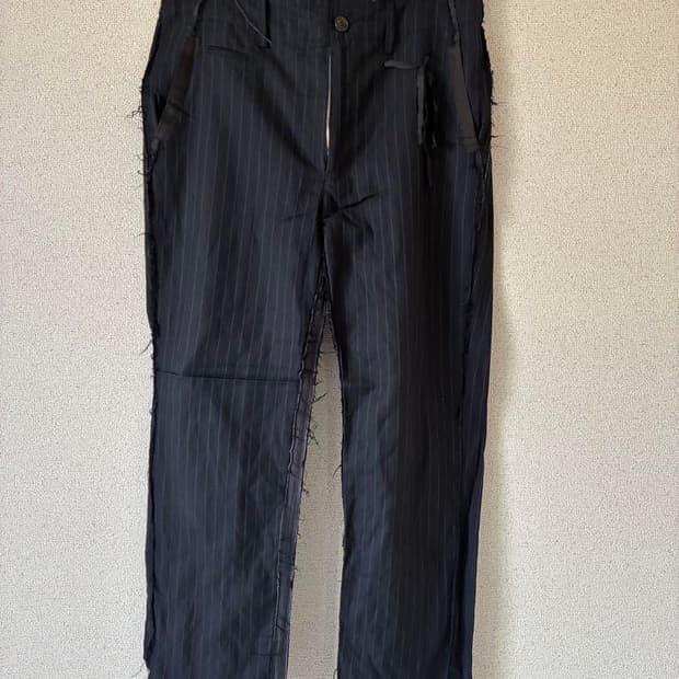 Midorikawa 디스트레스드 핀스트라이프 울 슬랙스