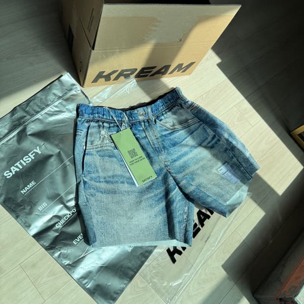 새상품]새티스파이 5인치 디지털 데님 쇼츠 M