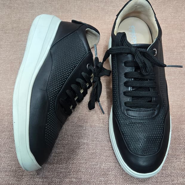 제옥스 키높이 240mm- 루비디아 블랙 스니커즈 운동화