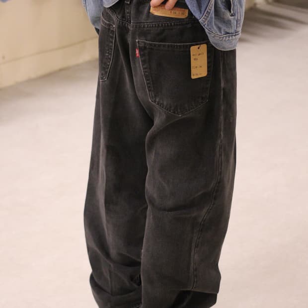 Early 00s Levi’s 550 
