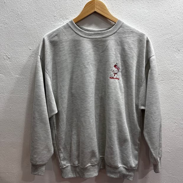 헬로키티 멜란지 백프린팅 스웻셔츠M