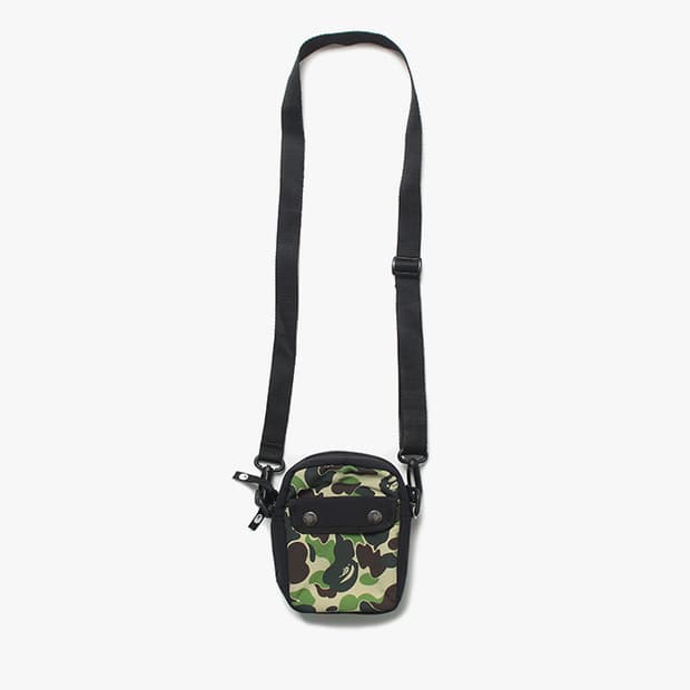  BAPE "Camo Shoulder Bag"