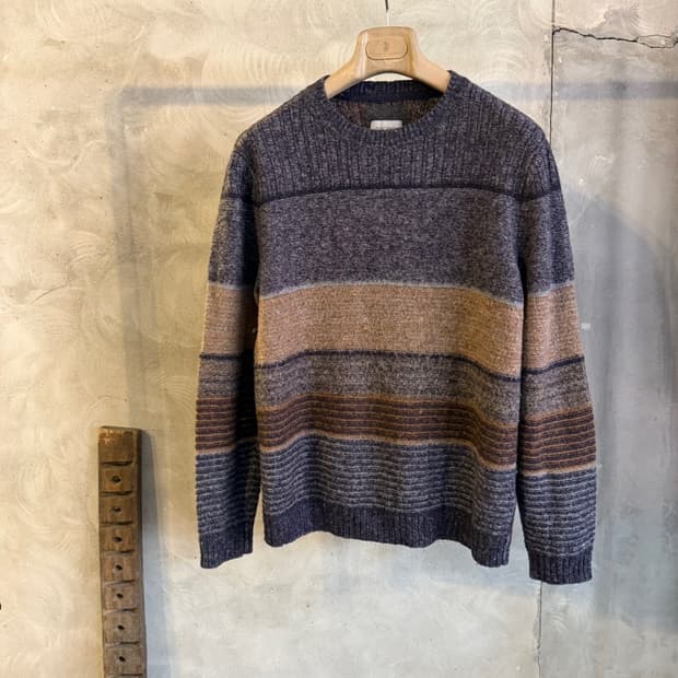 시리즈 램스울 니트 105