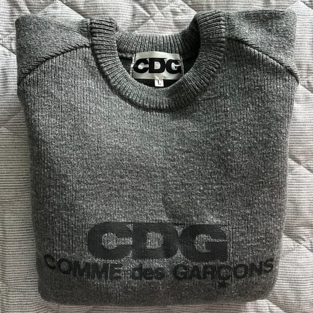 꼼데가르송 니트
