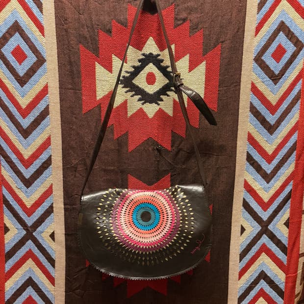 leather ethnic shoulder bag  / 에스닉 숄더 백